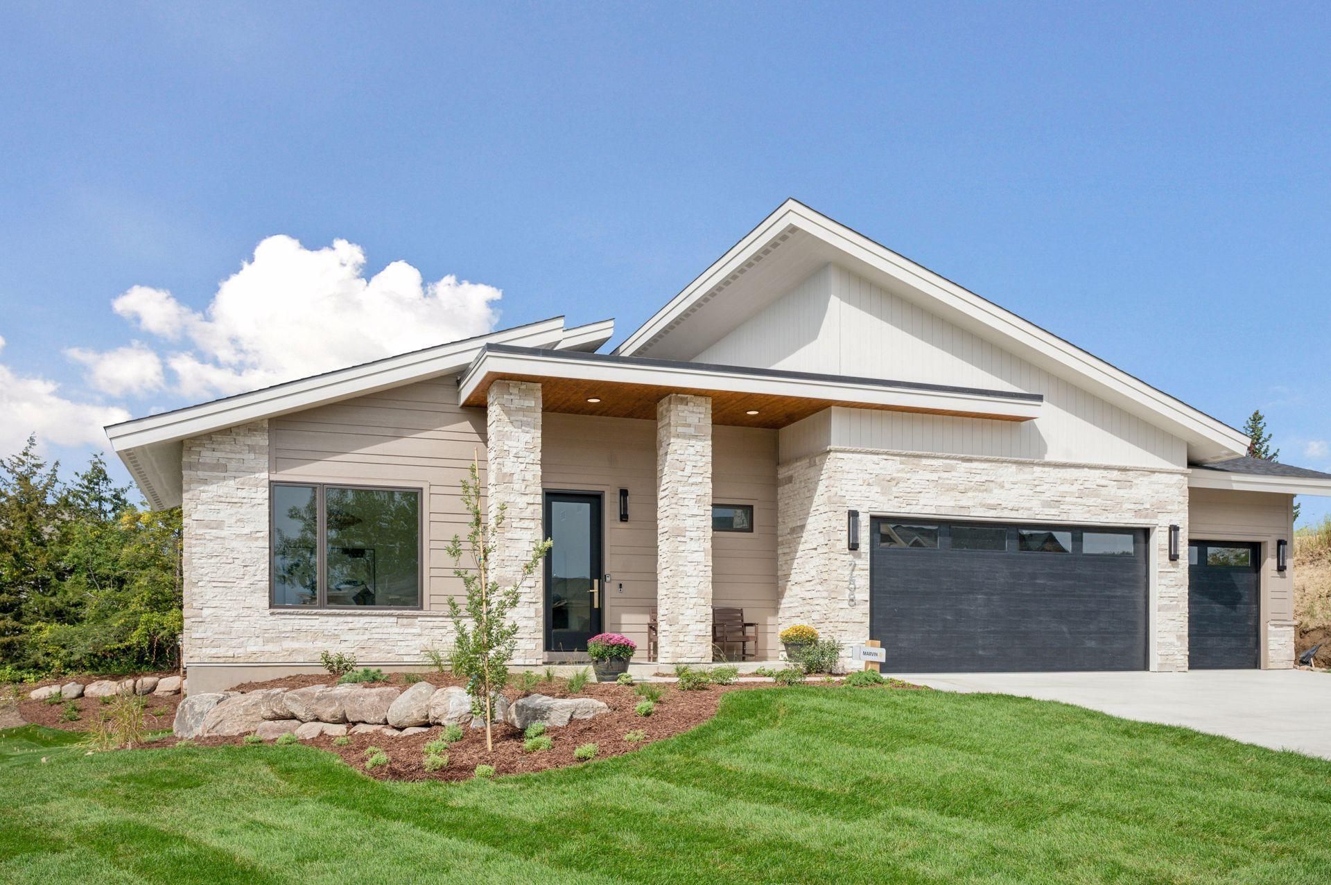3767 Brookside Drive , Chaska, MN 55318