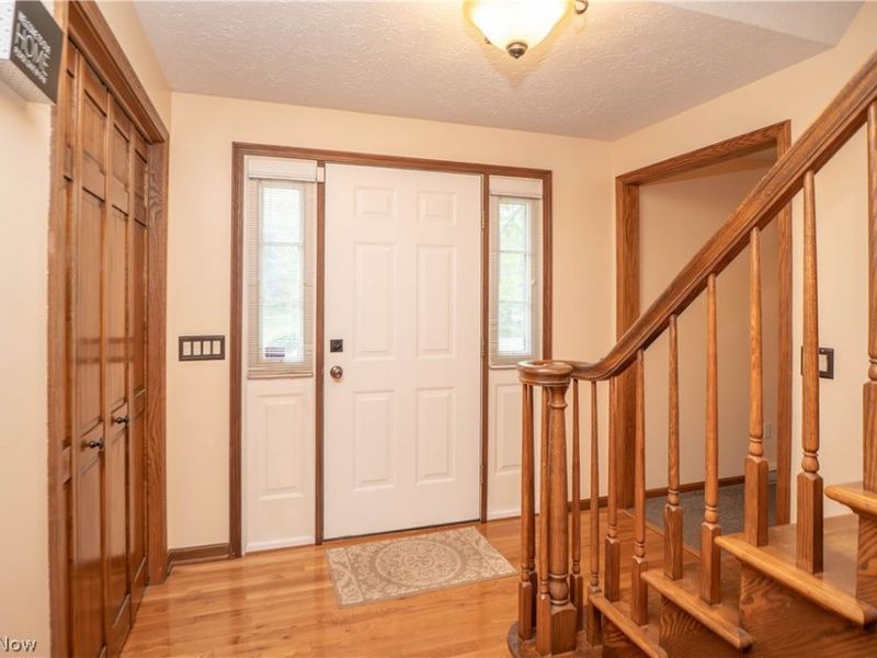 11507 Lela Avenue NW, Uniontown, OH 44685 Photo 2