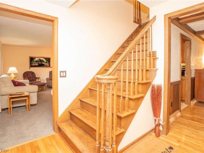 11507 Lela Avenue NW, Uniontown, OH 44685 Photo 4