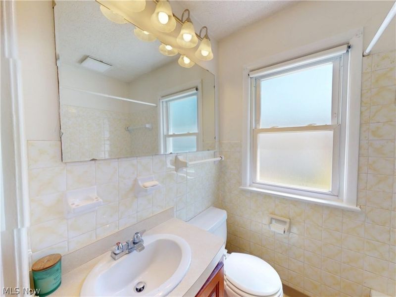 29148 Barjode Road, Willowick, OH 44095 Photo 10