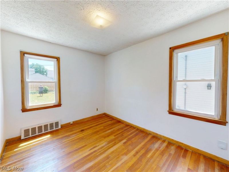 29148 Barjode Road, Willowick, OH 44095 Photo 14