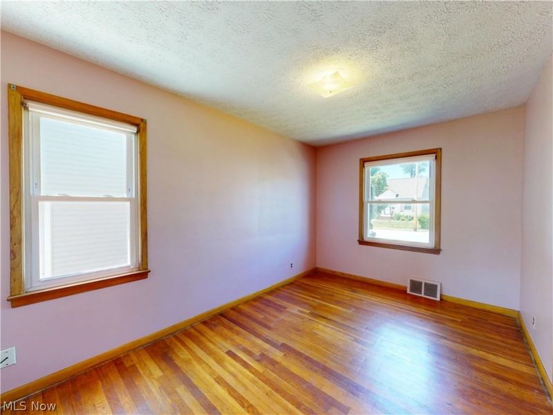 29148 Barjode Road, Willowick, OH 44095 Photo 16