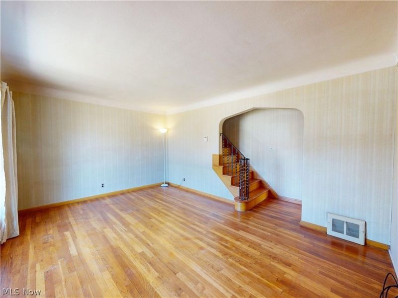 29148 Barjode Road, Willowick, OH 44095 Photo 2