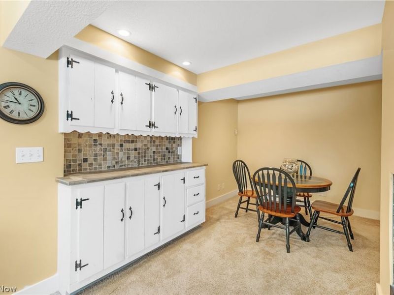 305 Hedgewood Drive, Akron, OH 44319 Photo 31