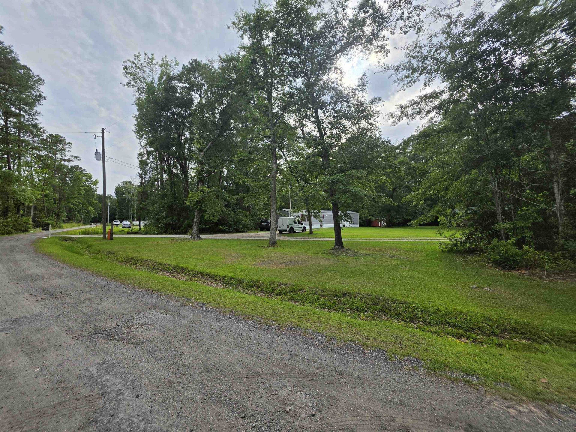 4137 Rose Bud Ln. Photo 14