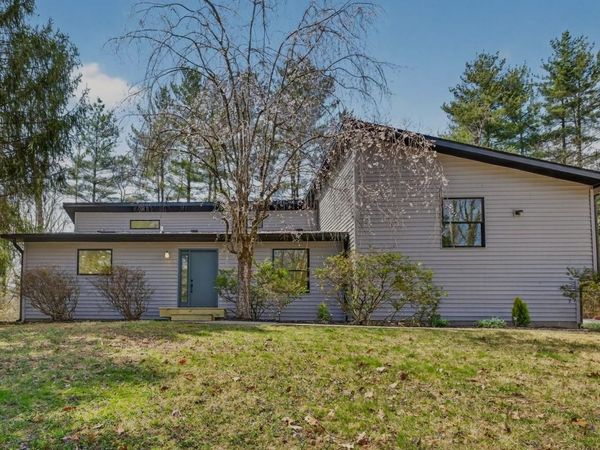 4620 S Woodbine Drive, Bloomington, IN 47403