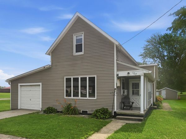 107 West Street, Dunreith, IN 47337