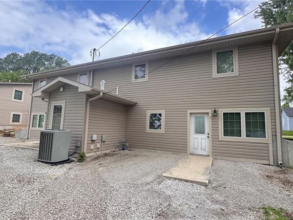 707 W Colorado Street, Highland, KS 66035