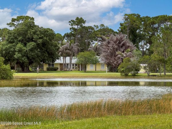 4500 Hunters Run Circle , Grant, FL 32949