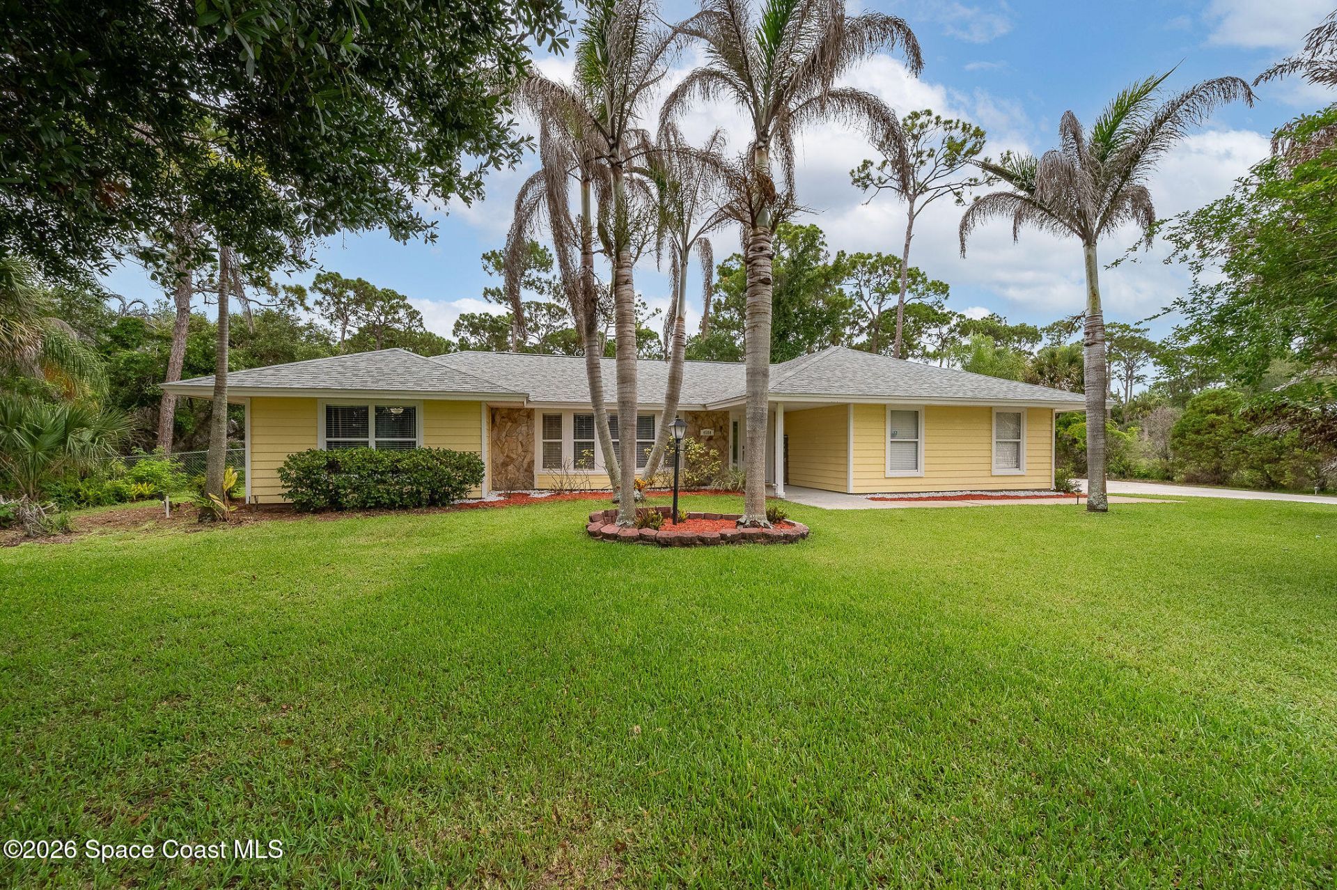 4500 Hunters Run Circle , Grant, FL 32949 Photo