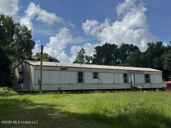 915 S Gordon Street, Centreville, MS 39631
