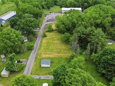 Vanderwall Drive , Manchester, NY 14504