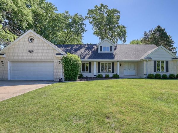 3910 Fresno ROAD, Brookfield, WI 53045