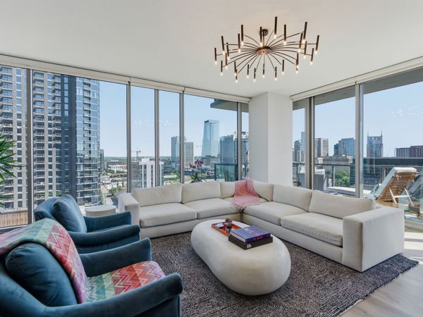1212 Laurel St, Unit 1202, Nashville, TN 37203