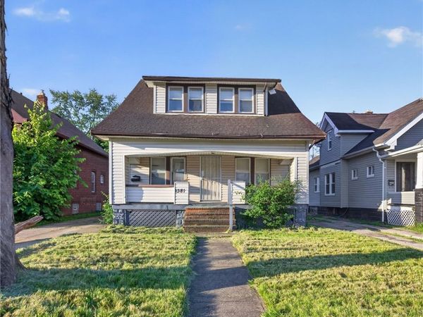 11312 Dove Avenue , Cleveland, OH 44105