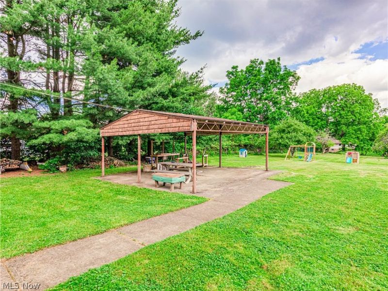 6209 Columbus Road NE, Louisville, OH 44641 Photo 7