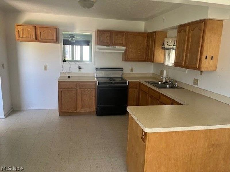 7411 Denny Drive, North Ridgeville, OH 44039 Photo 7