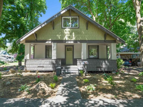 2803 E Hartson Ave, Spokane, WA 99202