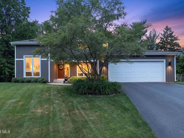 2707 Rexton Ridge Circle, Toledo, OH 43617