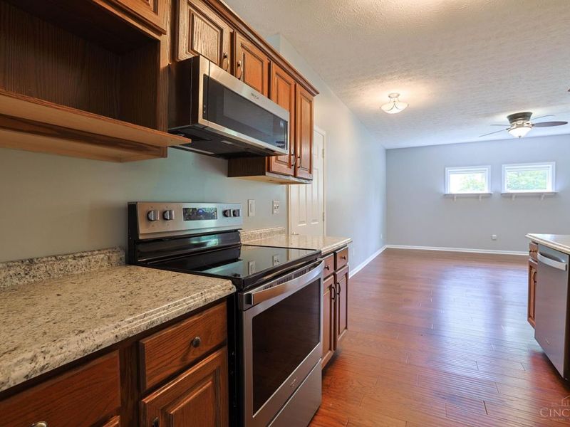 1208 Mals Way, Miamisburg, OH 45342 Photo 12