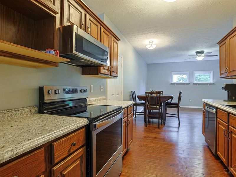 1208 Mals Way, Miamisburg, OH 45342 Photo 15
