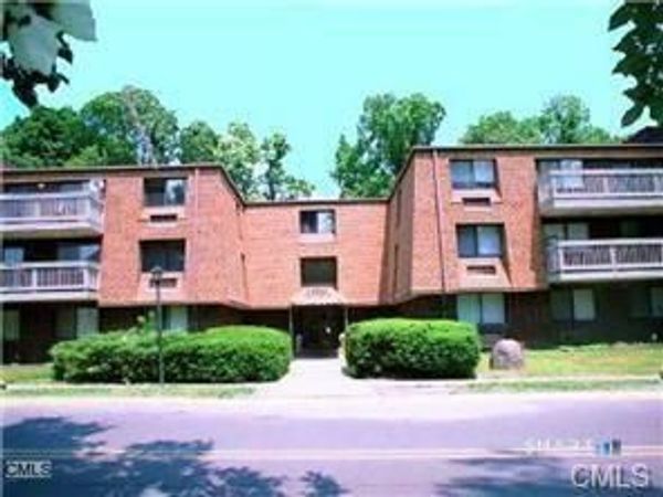 126 Triangle , Unit A49, Danbury, CT 06810