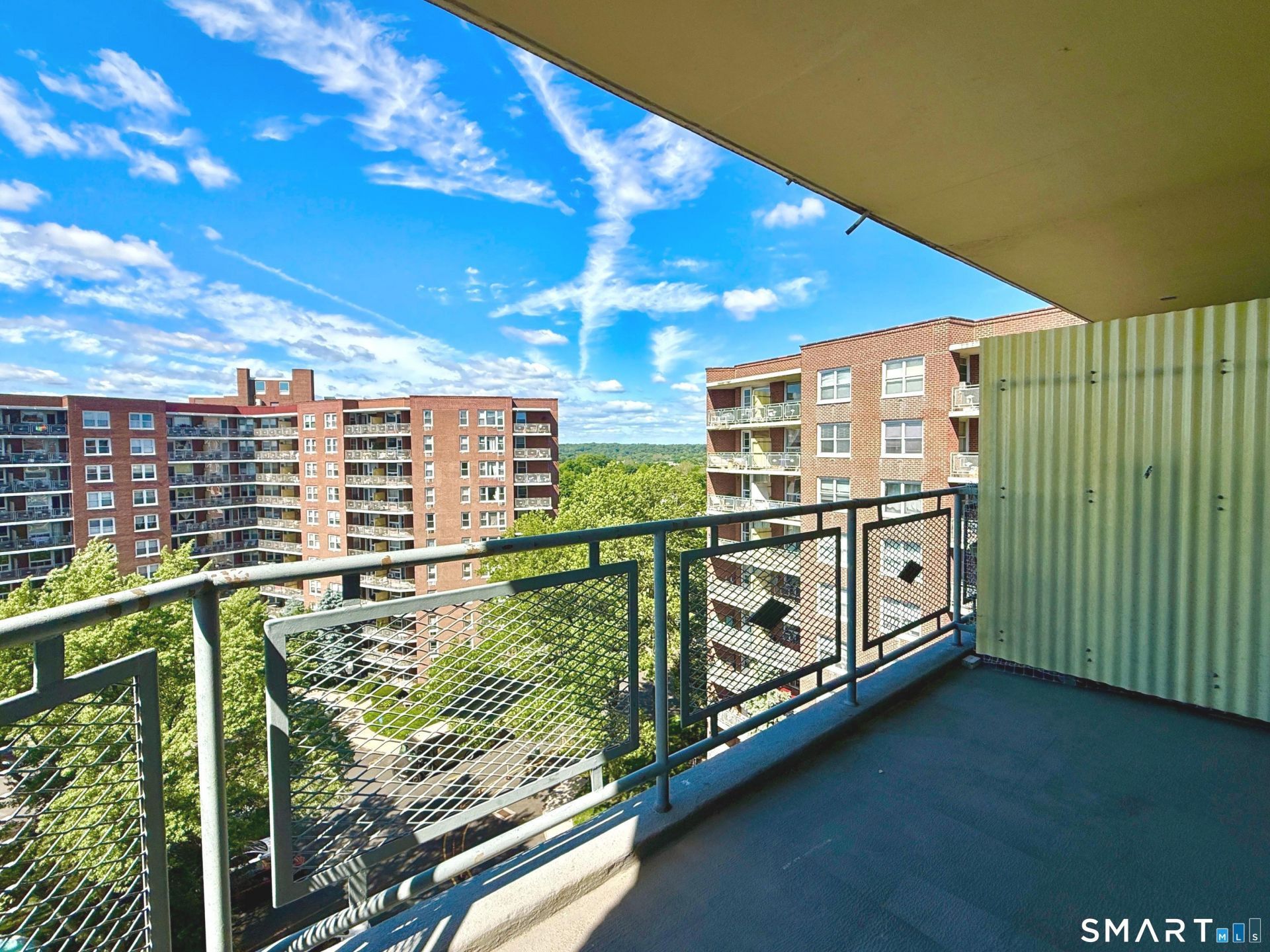 71 Strawberry Hill, Unit 1015, Stamford, CT 06902 Main Photo