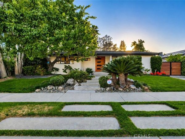 5715 Corteen, Valley Village, CA 91607