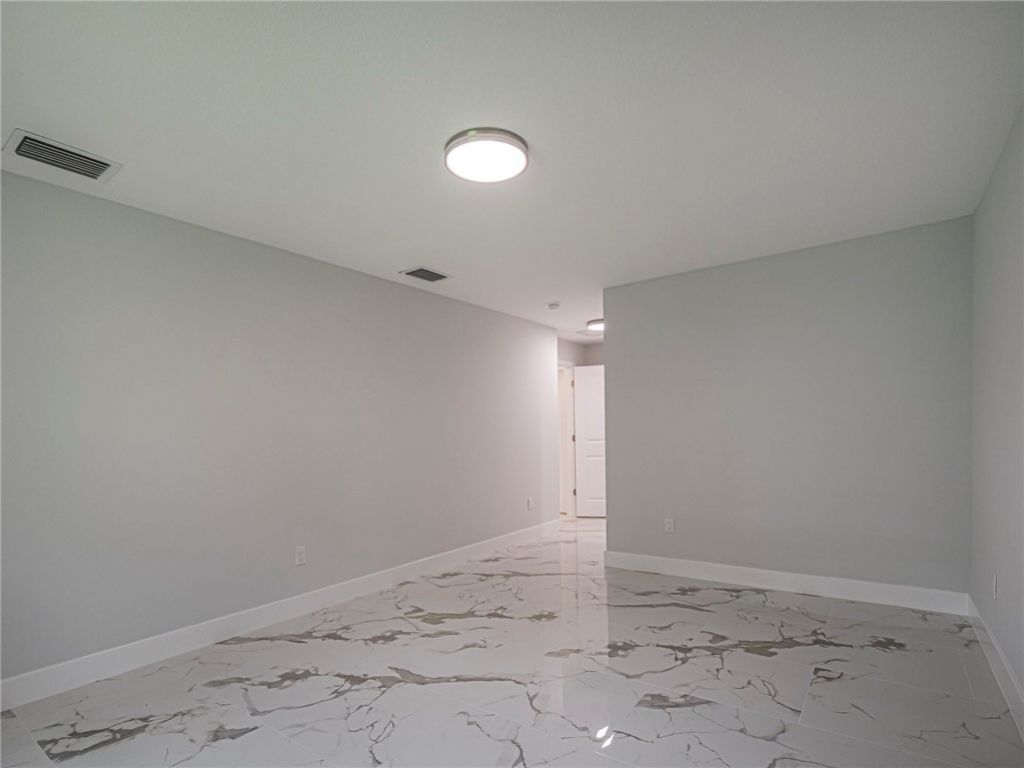 4865 61st Court, Vero Beach, FL 32967 Photo