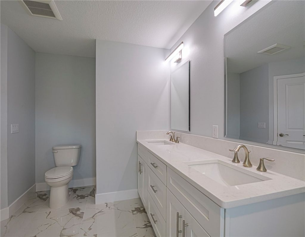 4865 61st Court, Vero Beach, FL 32967 Photo