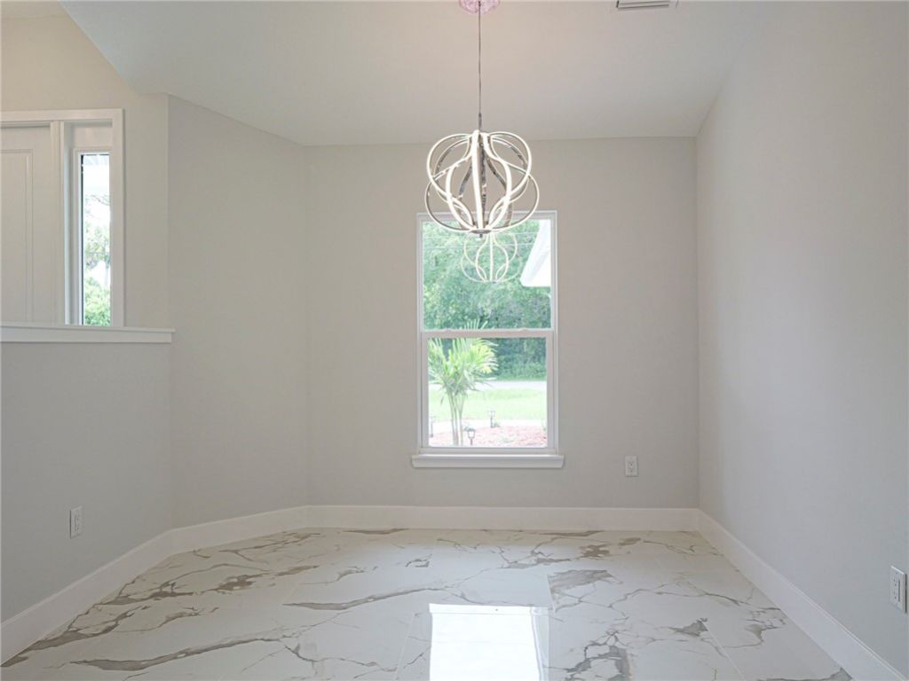 4865 61st Court, Vero Beach, FL 32967 Photo