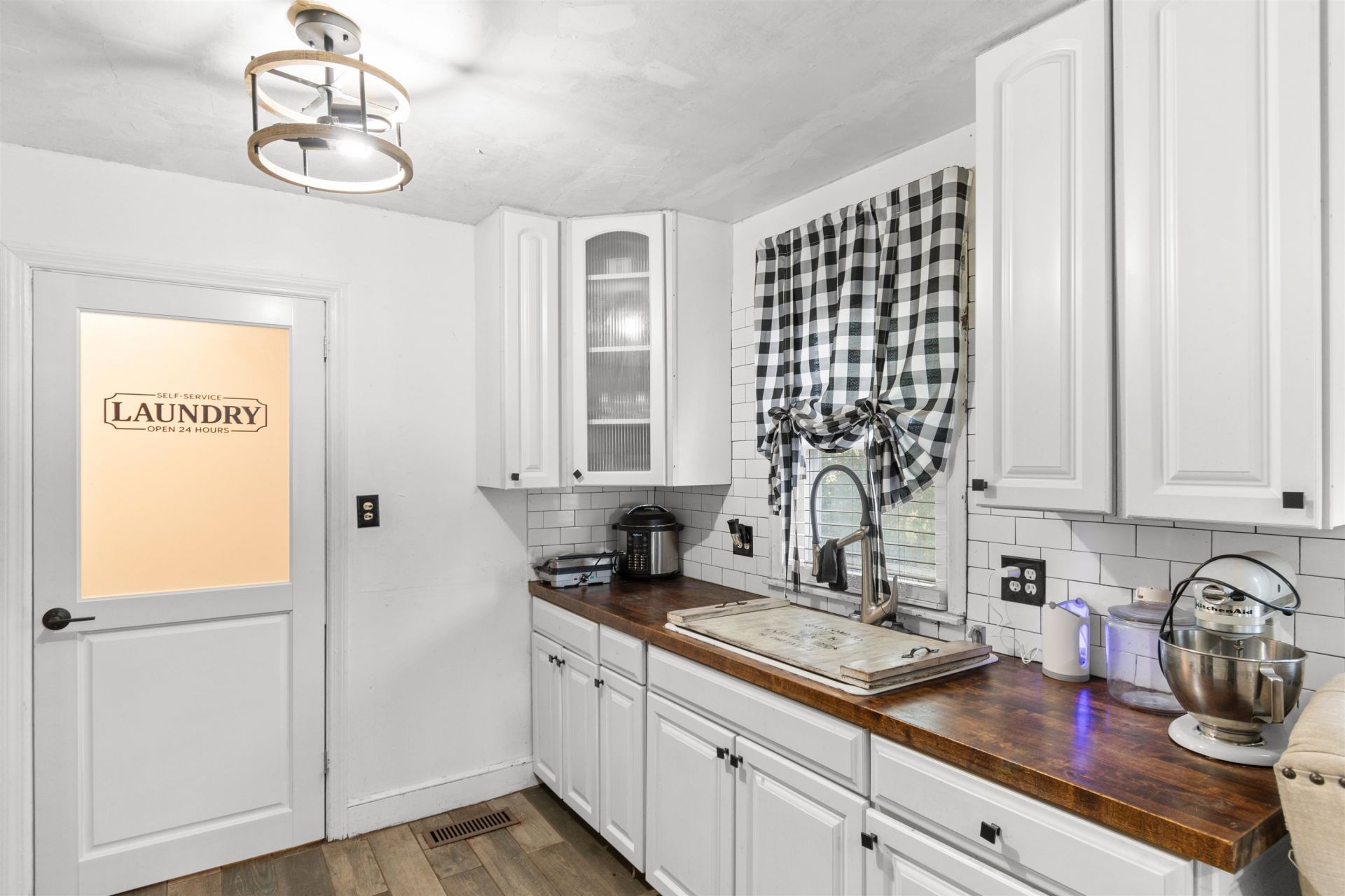 404 S Cedar Ave. Photo 8