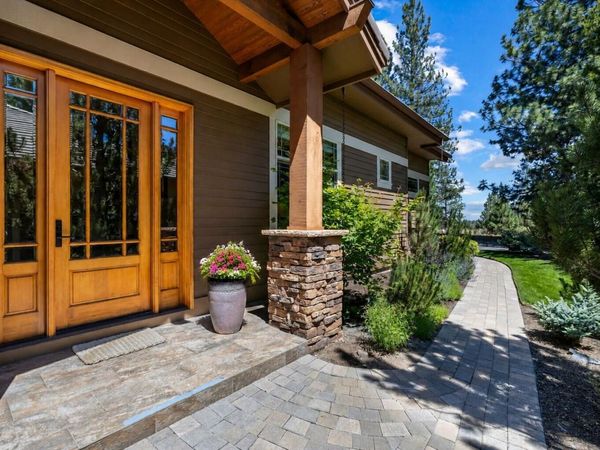 343 Mount Washington Drive, Bend, OR 97702