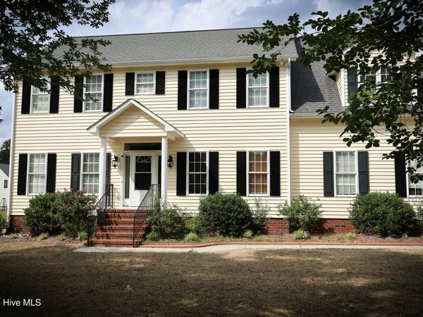 1213 Windbrooke Drive , Grimesland, NC 27837