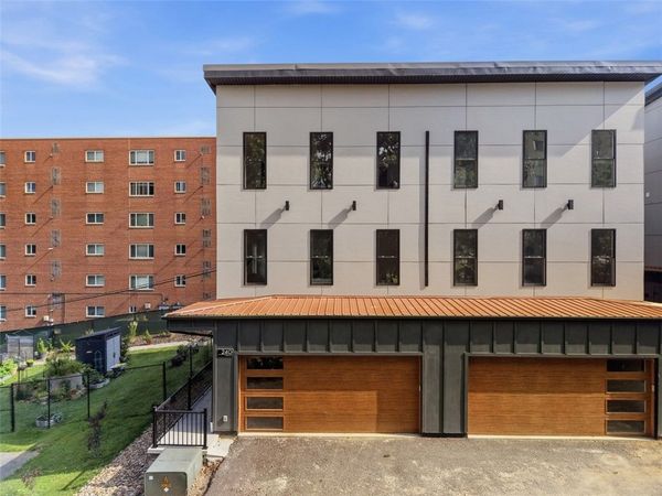 240 Hidden Lane, Carnegie, PA 15106