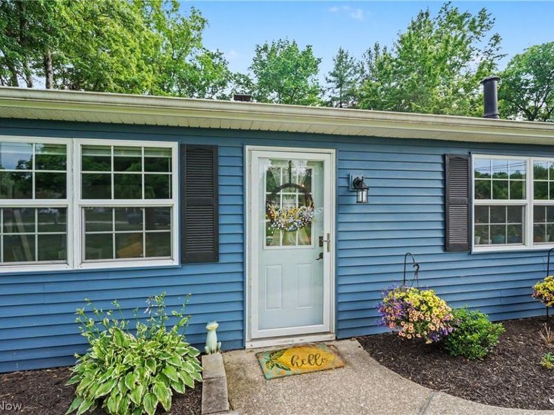 1223 Aurora Hill Drive, Aurora, OH 44202 Photo 3