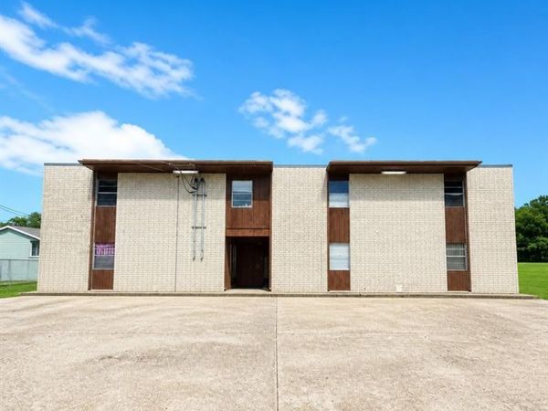 106 E 3RD Street , Unit 11, Belle Chasse, LA 70037