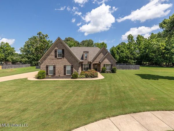 1266 Fieldstone Street, Hernando, MS 38632