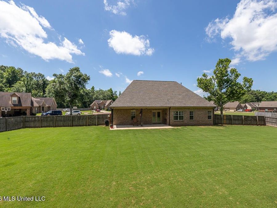 Property Image 28
