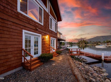 2067 Aloha Drive, South Lake Tahoe, CA 96150 Photo