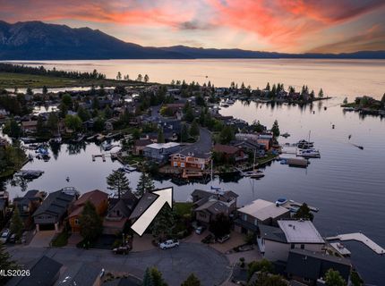 2067 Aloha Drive, South Lake Tahoe, CA 96150 Photo