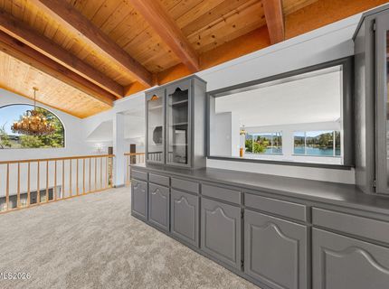 2067 Aloha Drive, South Lake Tahoe, CA 96150 Photo