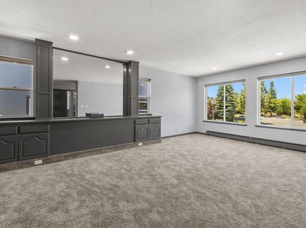 2067 Aloha Drive, South Lake Tahoe, CA 96150 Photo