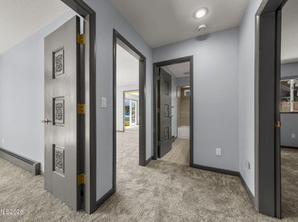 2067 Aloha Drive, South Lake Tahoe, CA 96150 Photo