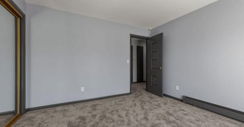 2067 Aloha Drive, South Lake Tahoe, CA 96150 Photo