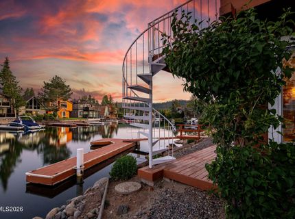 2067 Aloha Drive, South Lake Tahoe, CA 96150 Photo