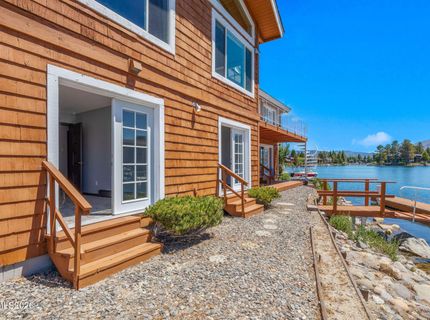 2067 Aloha Drive, South Lake Tahoe, CA 96150 Photo