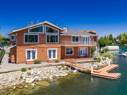 2067 Aloha Drive, South Lake Tahoe, CA 96150 Photo