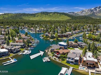 2067 Aloha Drive, South Lake Tahoe, CA 96150 Photo