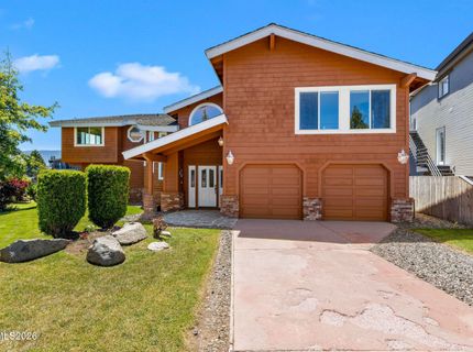 2067 Aloha Drive, South Lake Tahoe, CA 96150 Photo